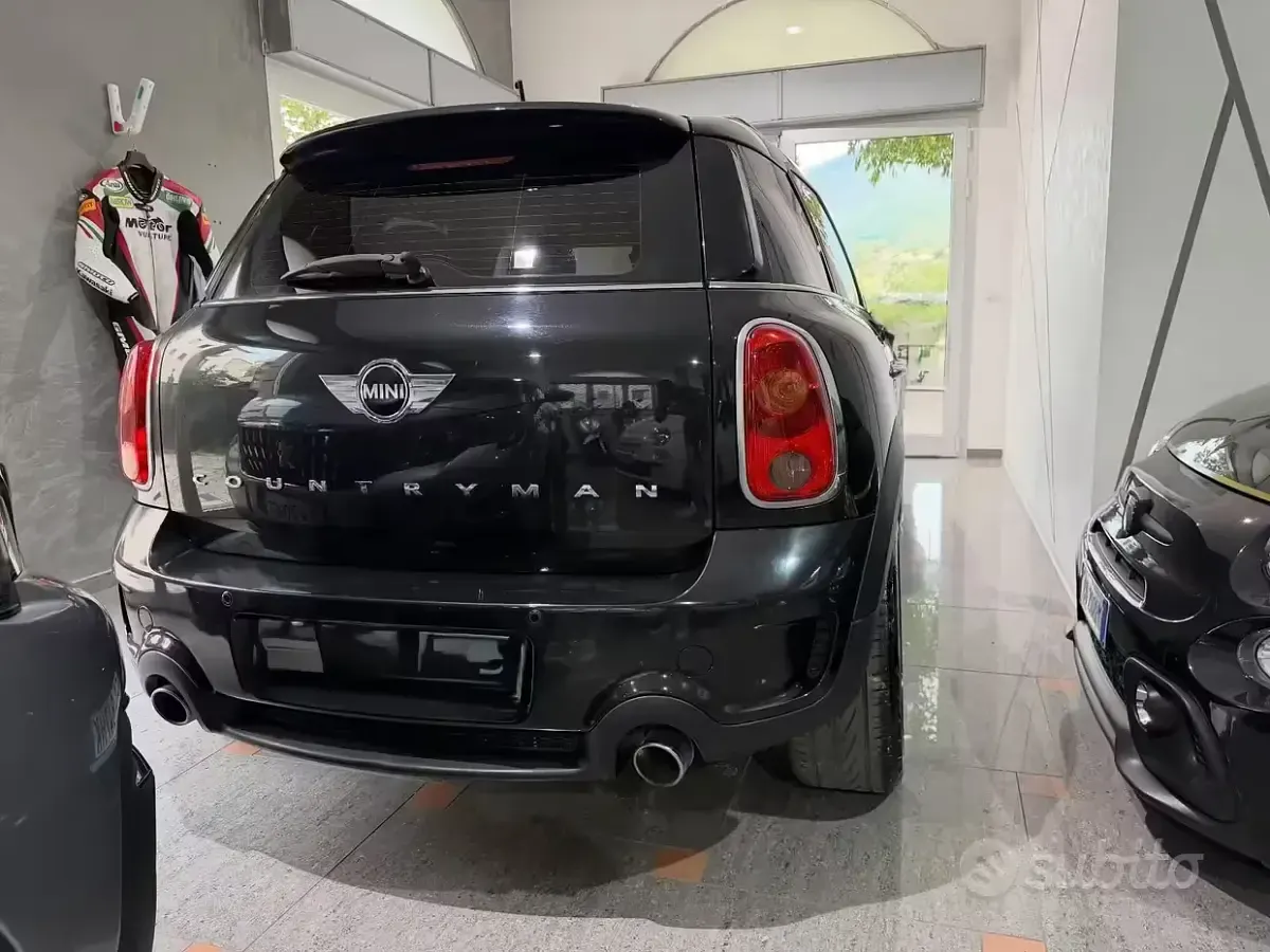 Usata Mini Countryman 111 CV (81 kW) 2011 SUV