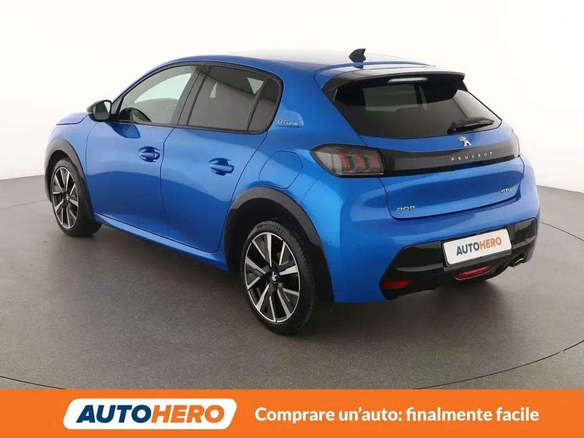 Usata Peugeot 208 GT-line 101 CV (74 kW) 2020 Blu/azzurro Utilitaria