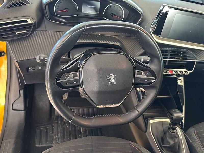Usata Peugeot 208 Active 100 CV (73 kW) 2023 Giallo Utilitaria