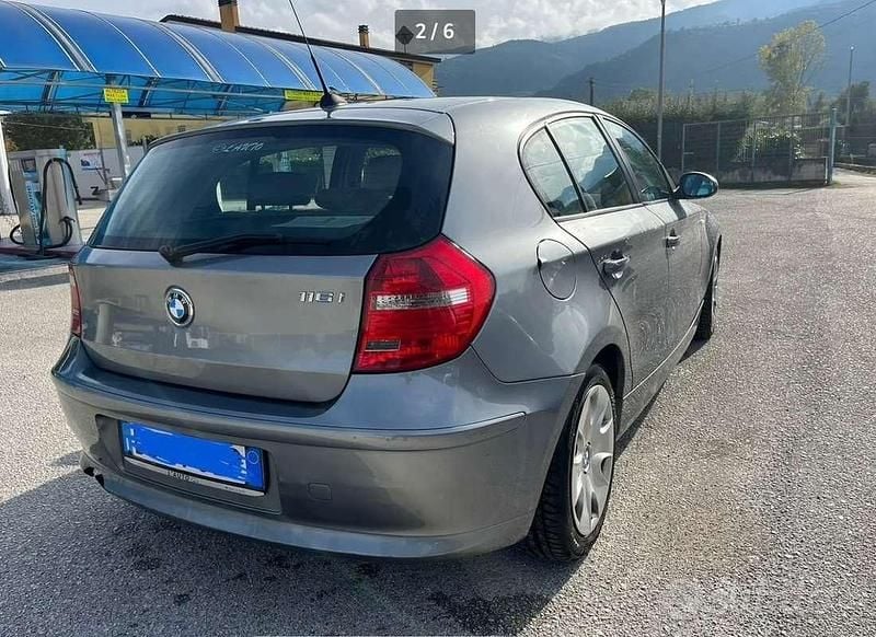 Usata BMW 116 122 CV (89 kW) 2009 Argento Utilitaria