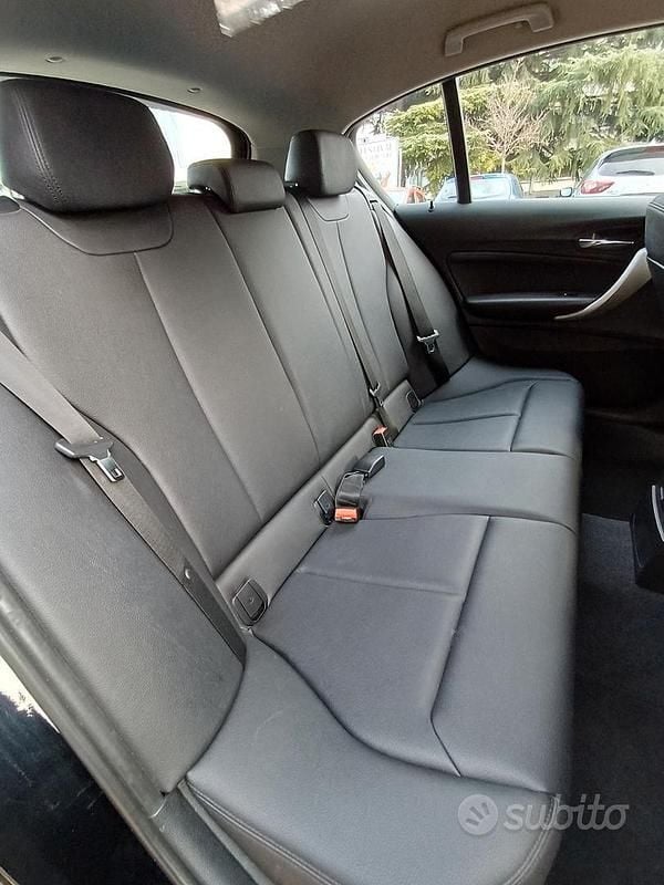 Usata BMW 116 Sport Line 116 CV (85 kW) 2015 Nero Utilitaria