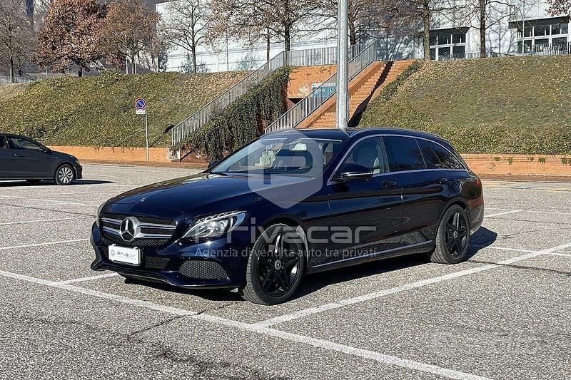 Usata Mercedes C220 170 CV (125 kW) 2015 Blu Station wagon