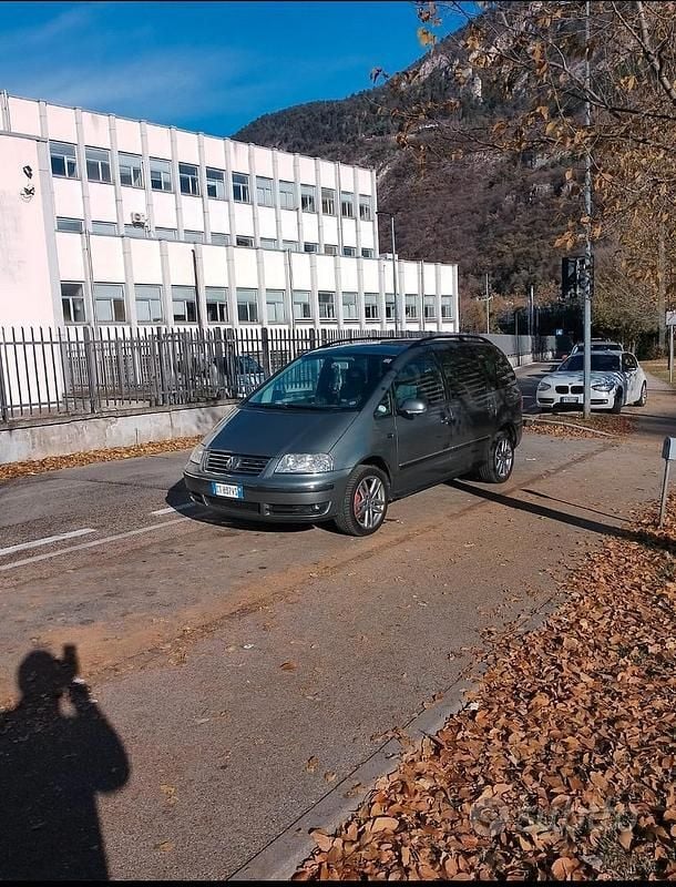 Usata VW Sharan 115 CV (84 kW) 2005 Grigio Monovolume