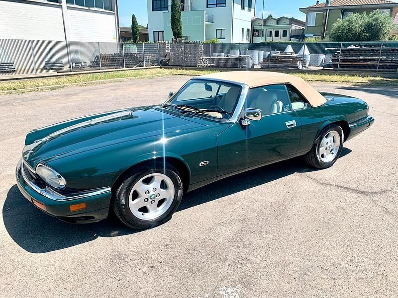 Usata Jaguar XJS 232 CV (170 kW) 1995 Verde Cabrio