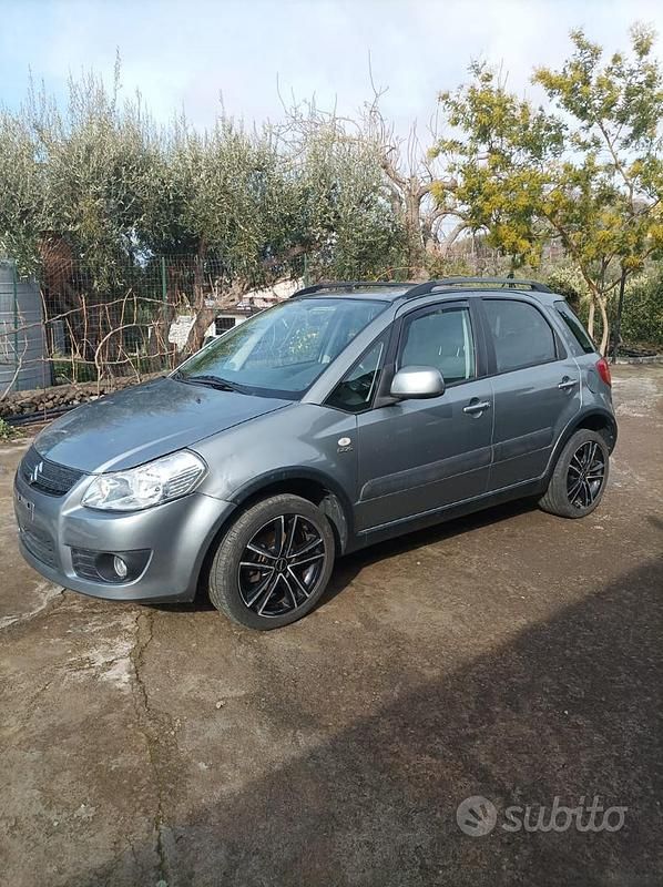 Usata Suzuki SX4 120 CV (88 kW) 2009 Grigio SUV