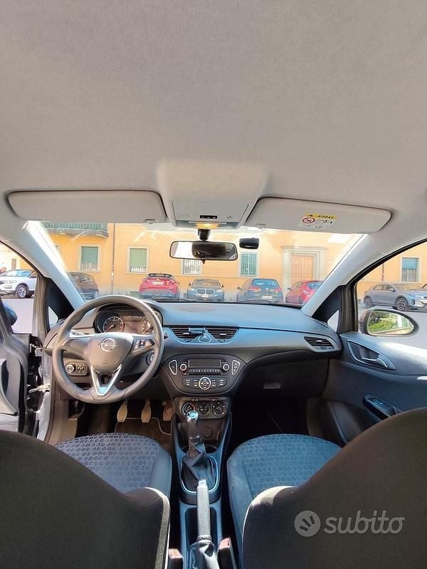 Usata Opel Corsa 90 CV (66 kW) 2017 Grigio Utilitaria