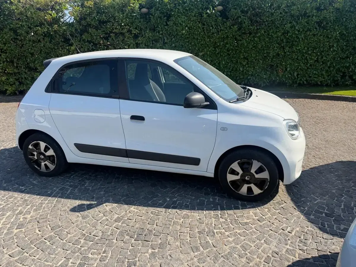Usata Renault Twingo Intens 69 CV (50 kW) 2019 Bianco Utilitaria
