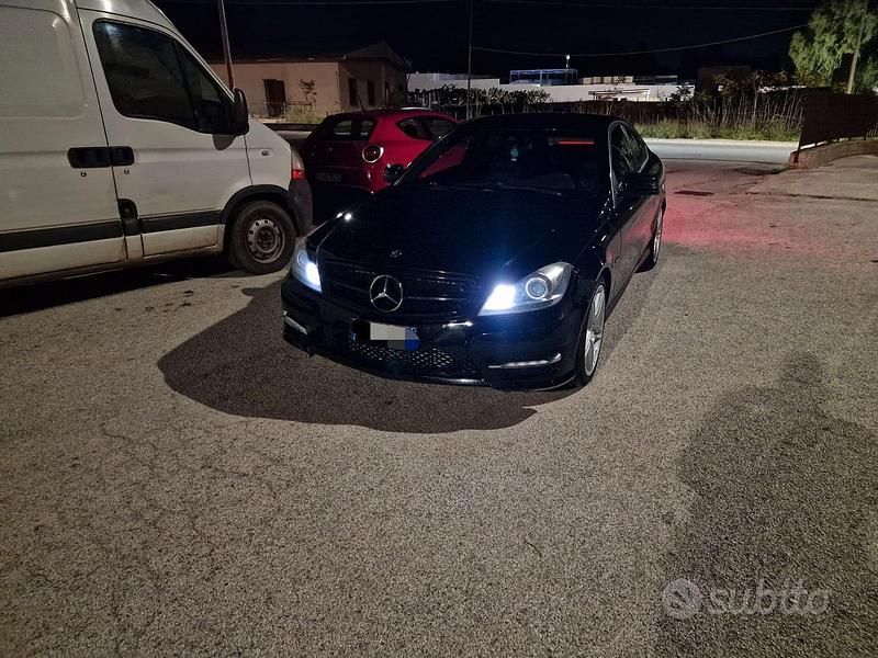 Usata Mercedes C250 AMG 204 CV (150 kW) 2012 Nero Coupé