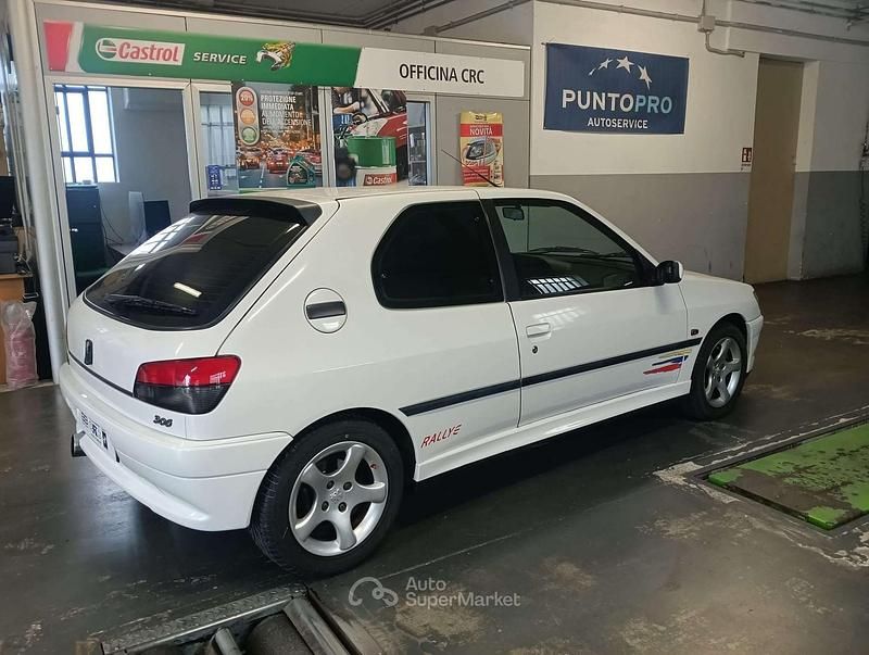 Usata Peugeot 306 163 CV (119 kW) 1998 Bianco Utilitaria