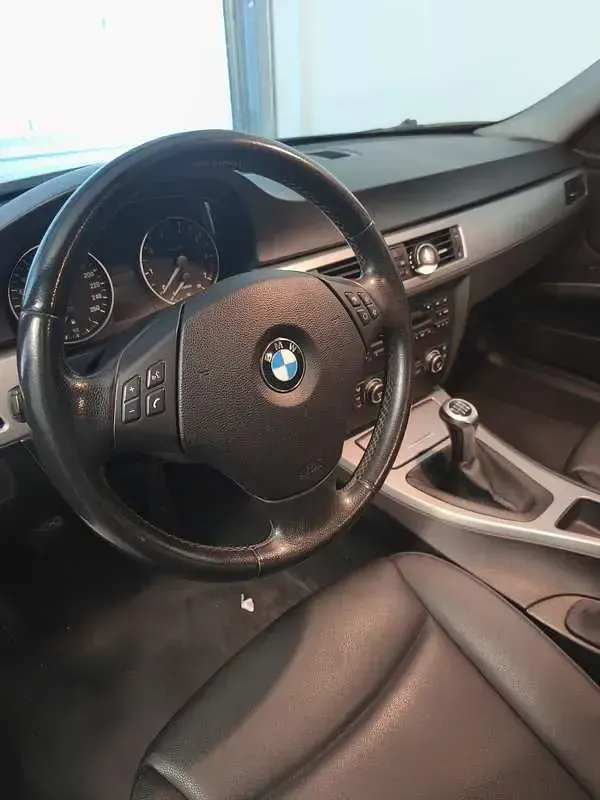 Usata BMW 320 150 CV (110 kW) 2007 Station wagon