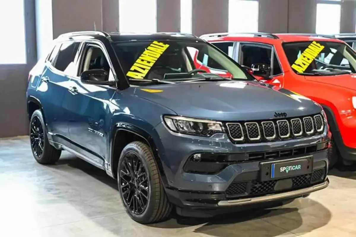 Usata Jeep Compass 131 CV (96 kW) 2023 Blu SUV
