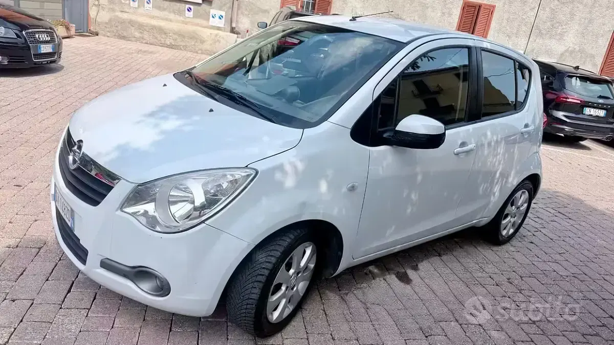 Usata Opel Agila Enjoy 86 CV (63 kW) 2009 Bianco Utilitaria