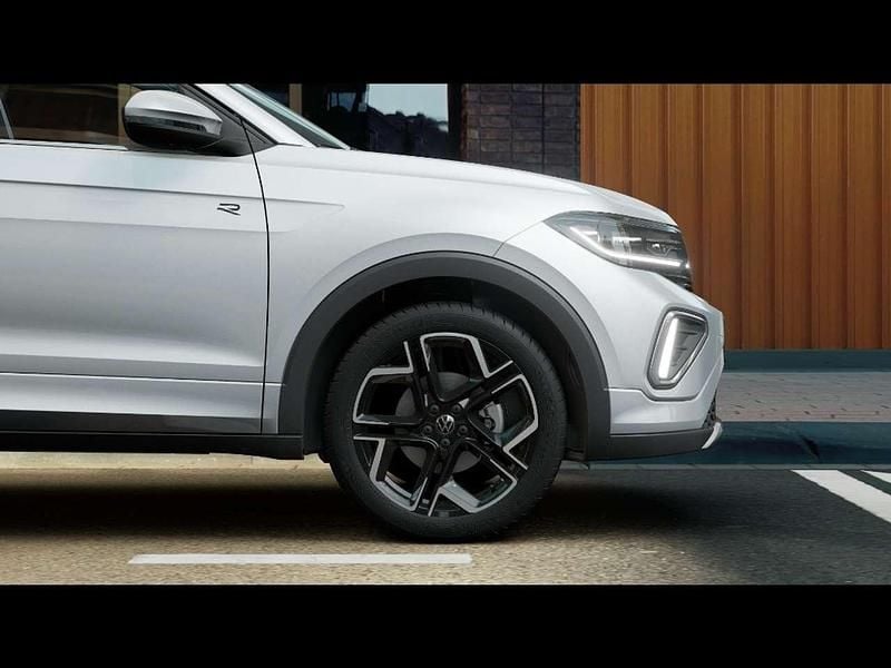 Nuova VW T-Cross R-line Plus 116 CV (85 kW) 2025 Reflex silver metallizzato SUV