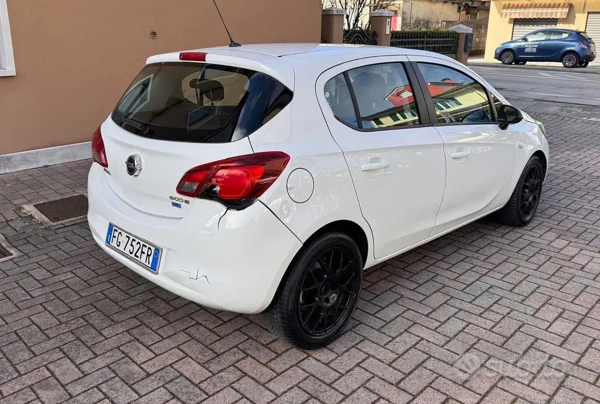 Usata Opel Corsa 95 CV (69 kW) 2016 Bianco Utilitaria