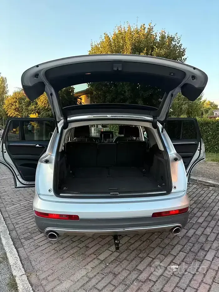 Usata Audi Q7 Ambiente 218 CV (160 kW) 2012 Grigio SUV
