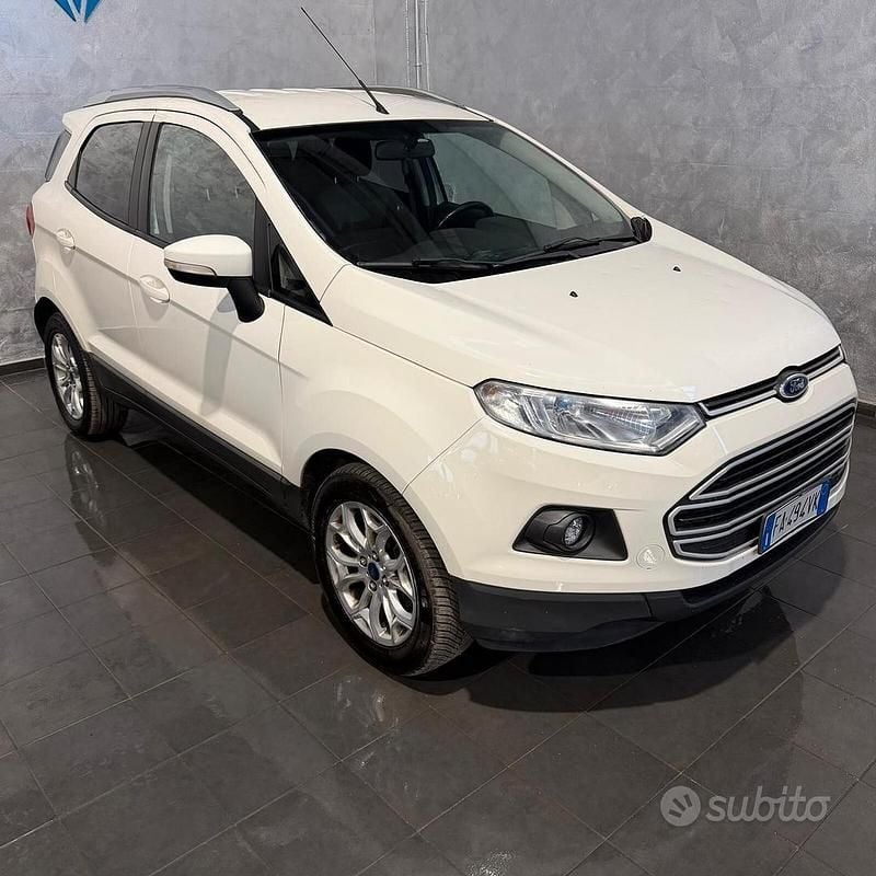 Usata Ford Ecosport Titanium 112 CV (82 kW) 2015 Bianco SUV