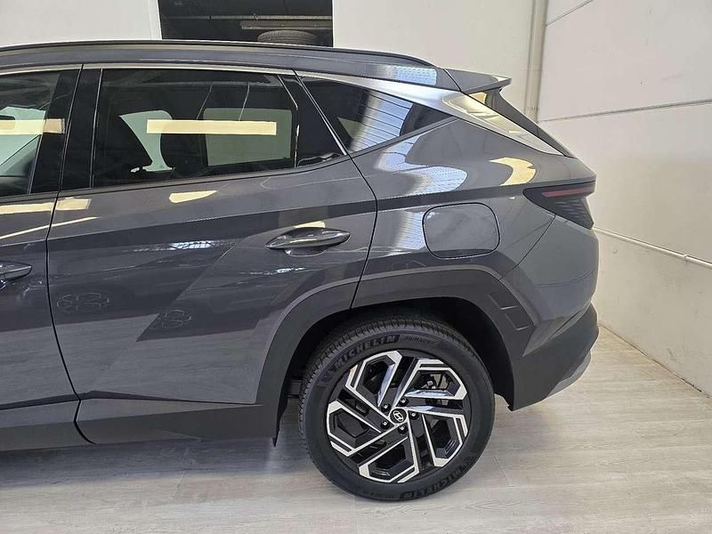 Nuova Hyundai Tucson 239 CV (175 kW) 2026 Grigio SUV