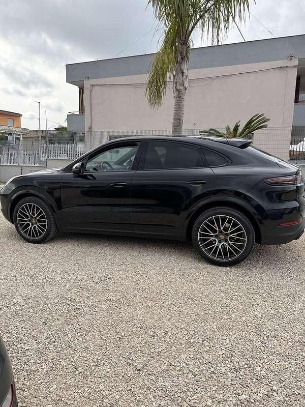 Usata Porsche Cayenne Coupe Platinum Edition 340 CV (250 kW) 2022 Nero Coupé
