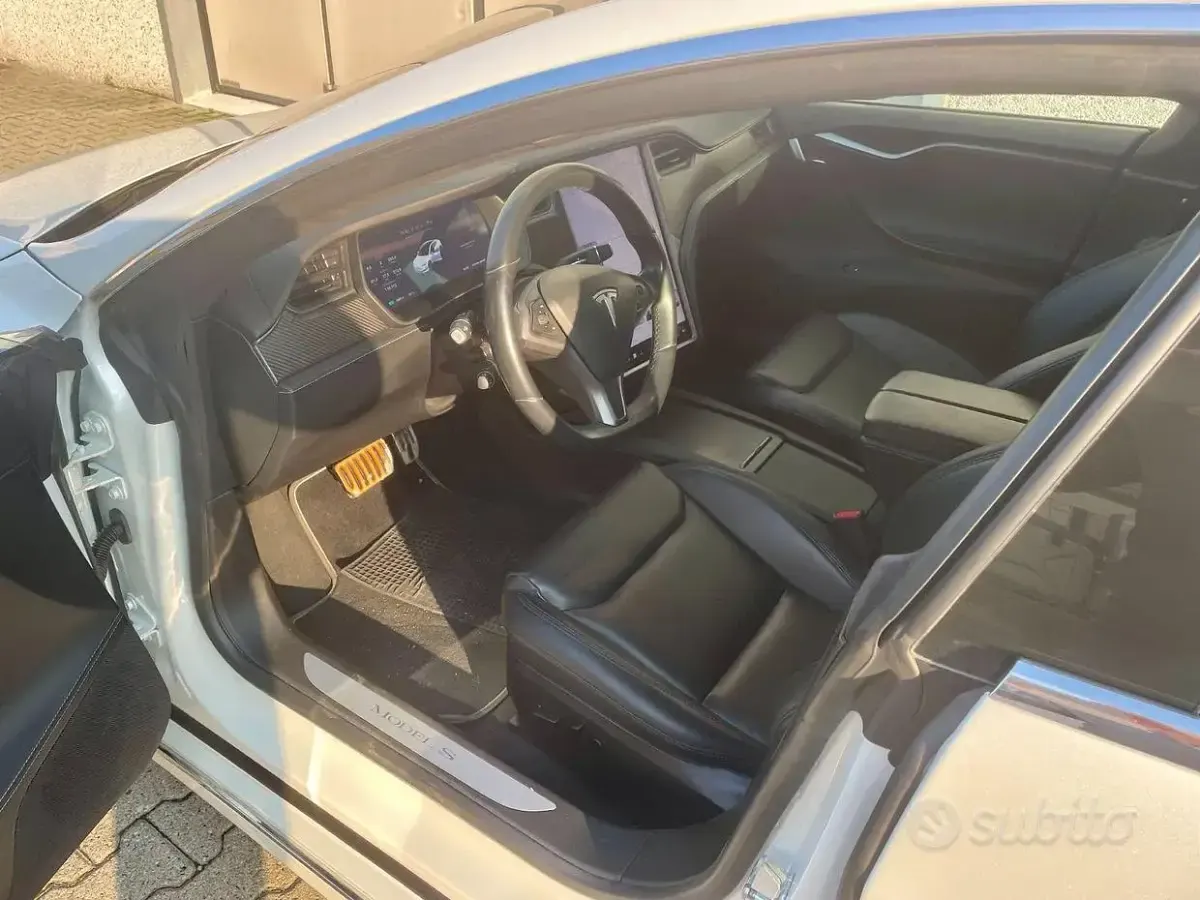 Usata Tesla Model S Performance 180 kW (245 CV) 2020 Bianco Utilitaria