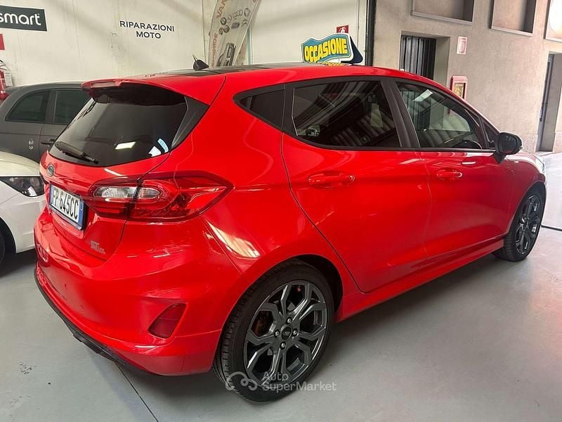 Usata Ford Fiesta ST-Line 86 CV (63 kW) 2018 Rosso Utilitaria