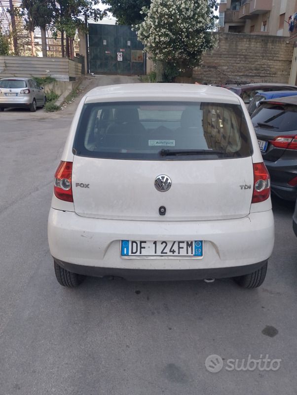 Usata VW Fox 70 CV (51 kW) 2007 Bianco Utilitaria