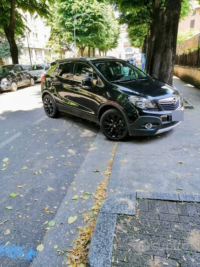 Usata Opel Mokka Cosmo 116 CV (85 kW) 2015 Nero SUV