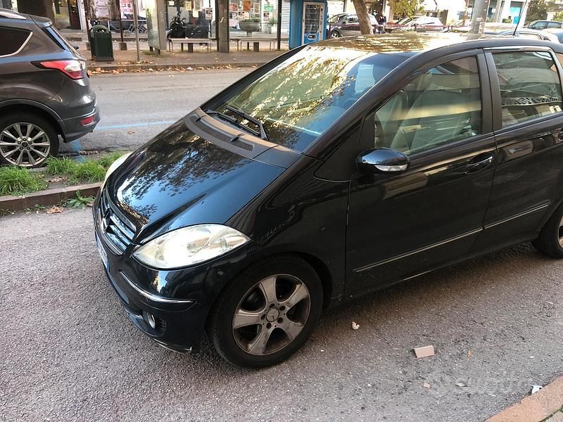 Usata Mercedes A180 2006 Nero Utilitaria