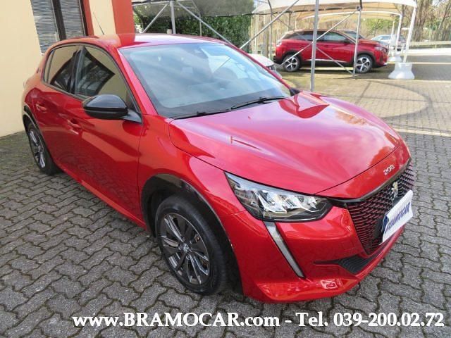Usata Peugeot e-208 Allure 100 kW (136 CV) 2022 Bordeaux Utilitaria