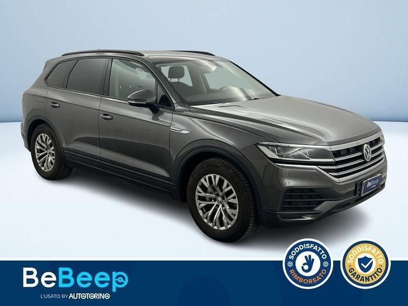 Usata VW Touareg Style 231 CV (169 kW) 2019 Grigio metallizzato SUV