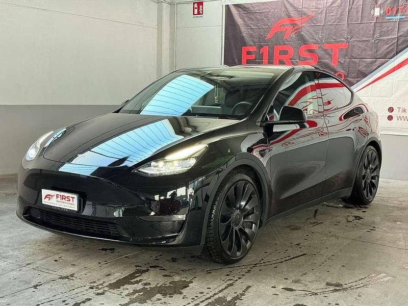 Usata Tesla Model Y Performance 155 kW (211 CV) 2025 Nero SUV