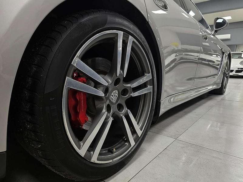 Usata Porsche Panamera Turbo Sport 500 CV (367 kW) 2010 Argento gt Berlina