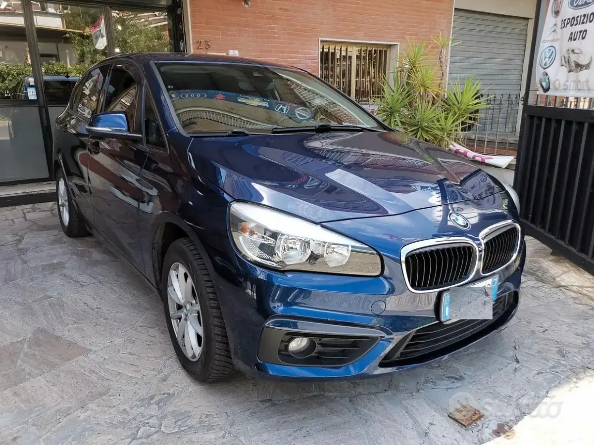 Usata BMW 218 Advantage 150 CV (110 kW) 2016 Blu Station wagon