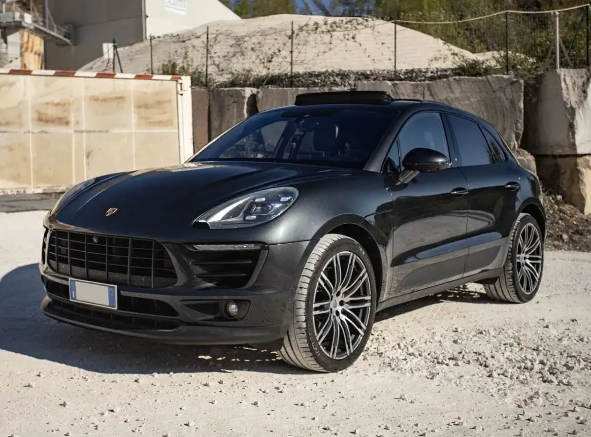 Usata Porsche Macan 250 CV (183 kW) 2016 Grigio SUV
