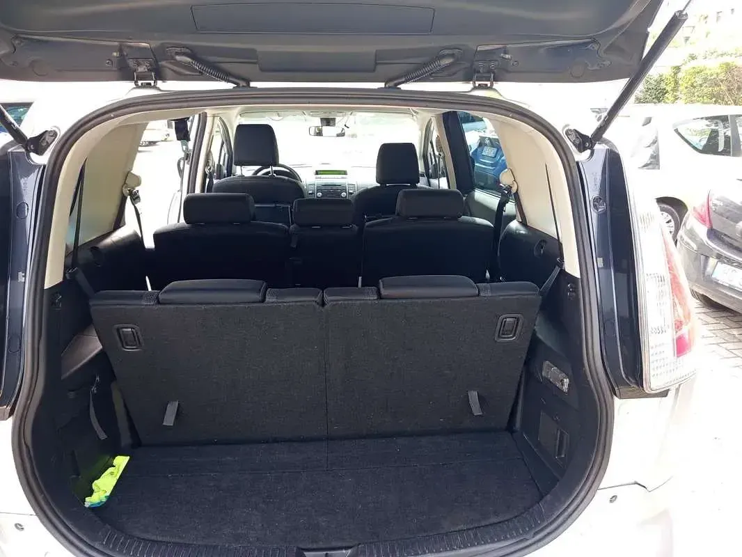 Usata Mazda 5 Dynamic 150 CV (110 kW) 2008 Monovolume