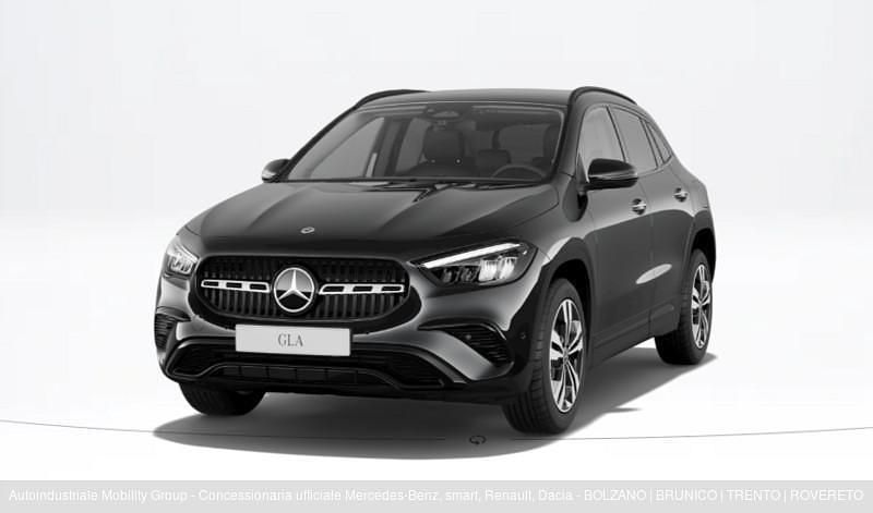 Nero Nuova 2025 Mercedes GLA200 Advanced Plus SUV | 48.400 € (Buon prezzo) - Immagine 1/4