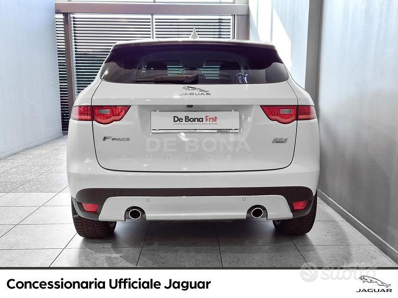 Usata Jaguar F-Pace Prestige 241 CV (177 kW) 2018 Bianco SUV