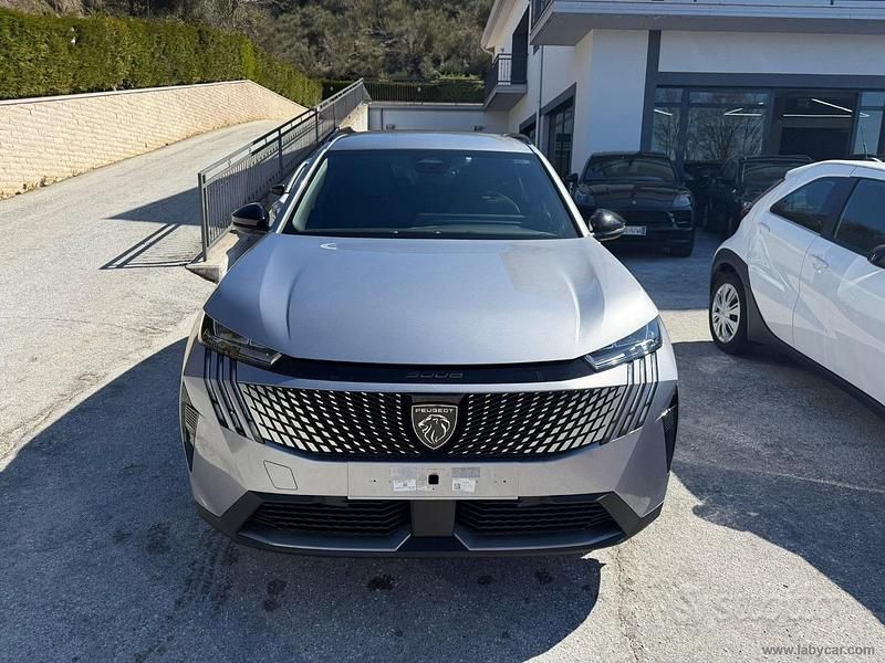Usata Peugeot 5008 Allure 136 CV (100 kW) 2025 Grigio SUV