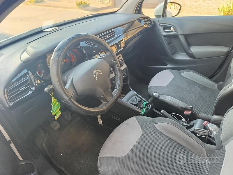 Usata Citroën C3 73 CV (53 kW) 2014 Bianco Utilitaria