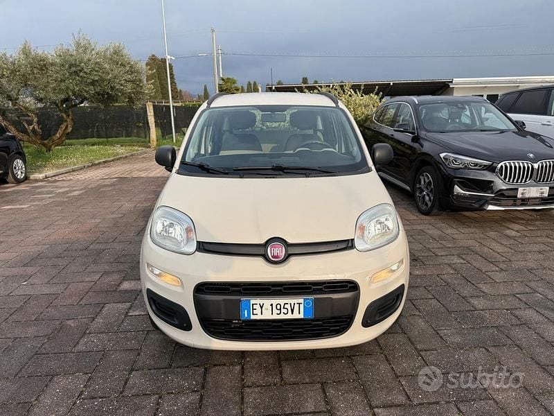 Usata Fiat Panda Easy 80 CV (58 kW) 2015 Beige Utilitaria