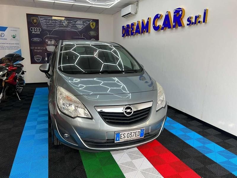 Grigio Usata 2013 Opel Meriva Monovolume | 7500 € (Molto cara) - Immagine 1/4