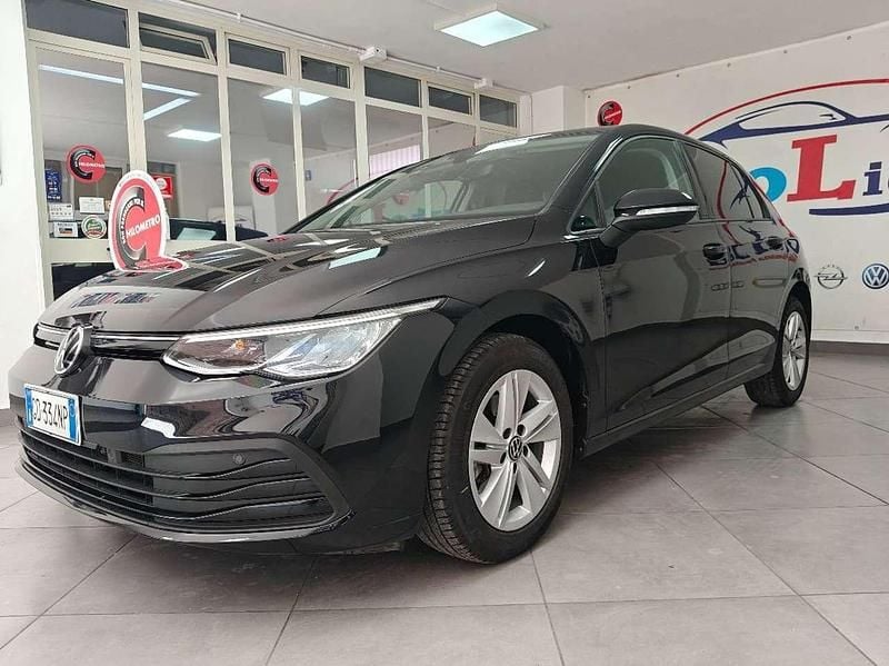 Usata VW Golf VIII Life 131 CV (96 kW) 2021 Nero Berlina