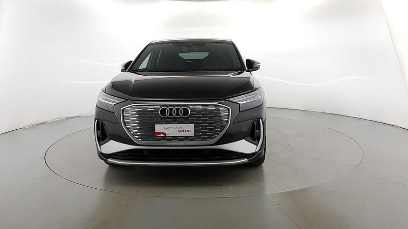 Nuova Audi Q4 Sportback e-tron 2025 Nero mito metallizzato SUV