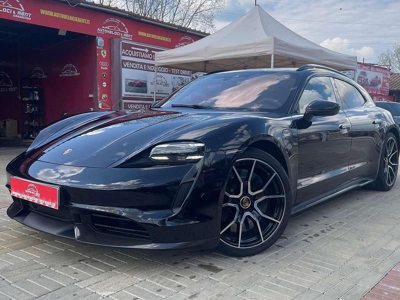 Usata Porsche Taycan Turbo S Sport Turismo Sport Turismo 559 kW (761 CV) 2023 Nero Station wagon
