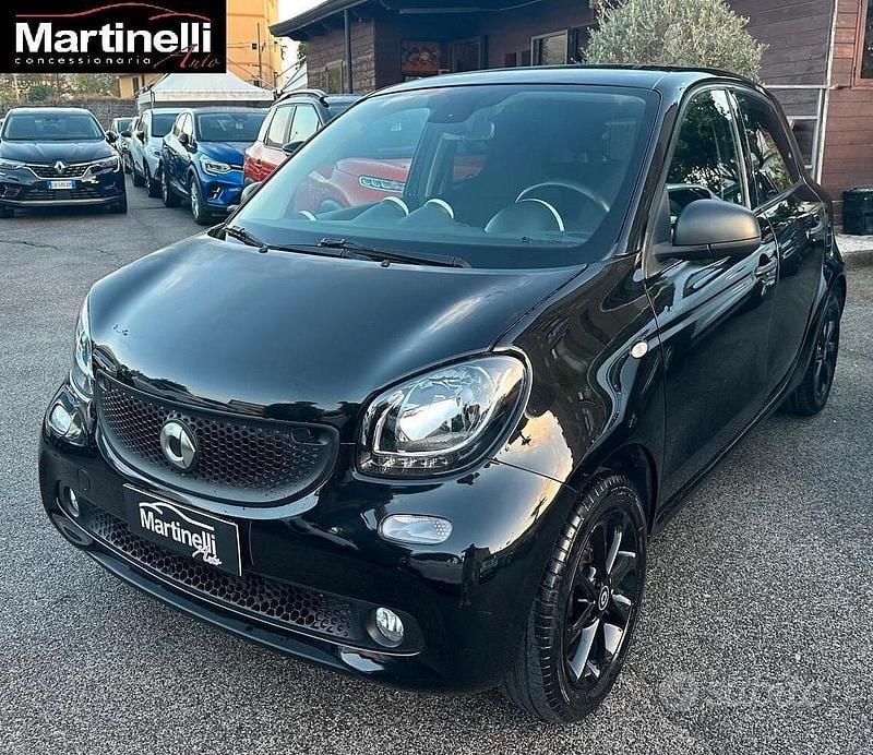 Nero Usata 2017 Smart ForFour Passion Utilitaria | 9500 € (Buon prezzo) - Immagine 1/4