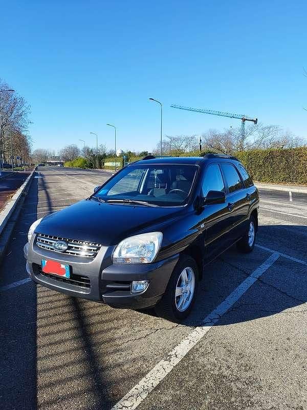 Usata Kia Sportage Active 141 CV (103 kW) 2007 Nero SUV