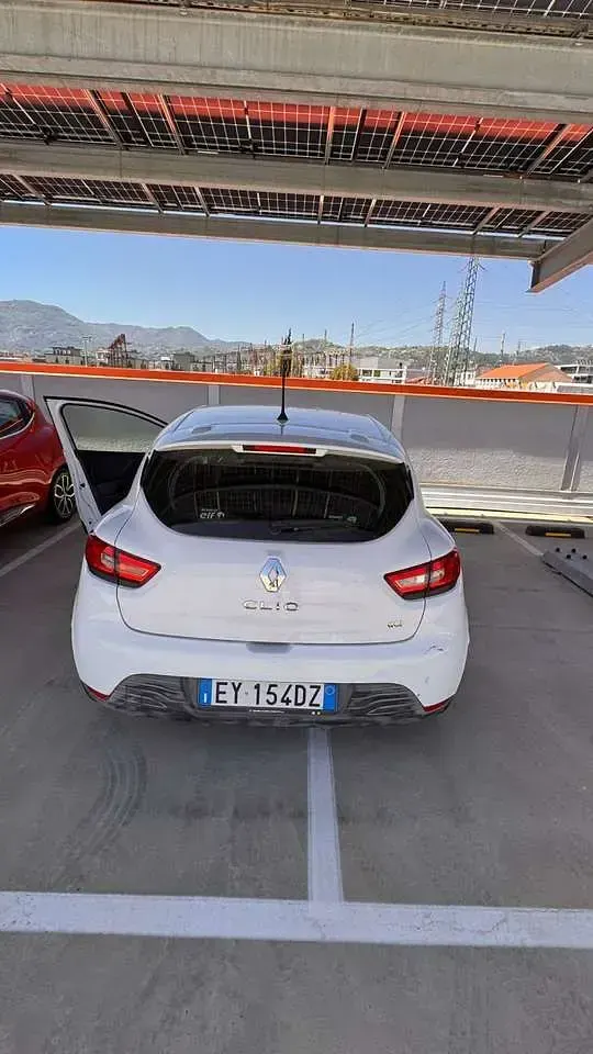 Usata Renault Clio IV 75 CV (55 kW) 2014 Bianco Utilitaria