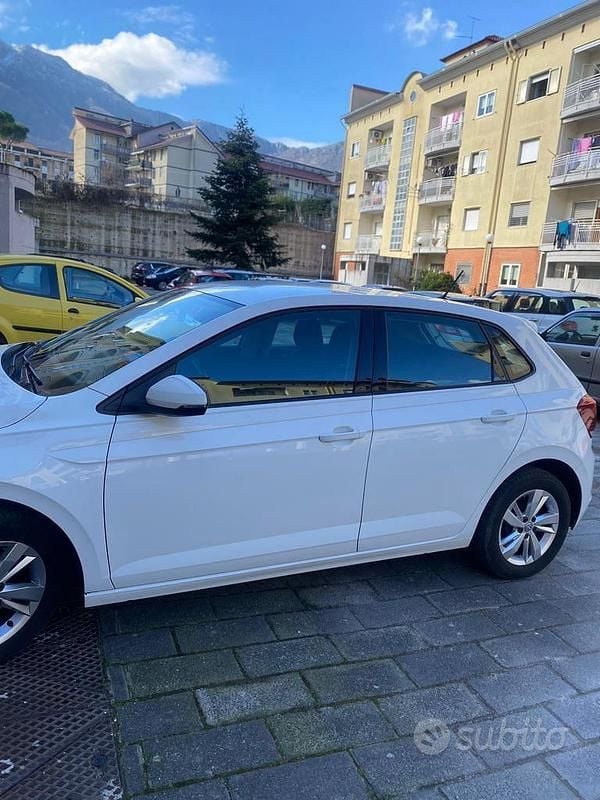 Usata VW Polo 90 CV (66 kW) 2019 Bianco Berlina