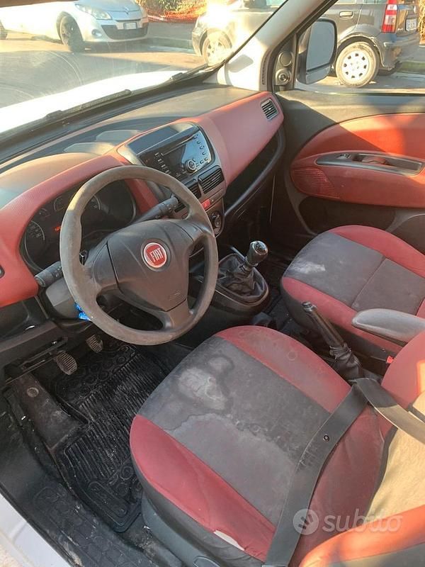 Usata Fiat Doblò 90 CV (66 kW) 2014 Monovolume