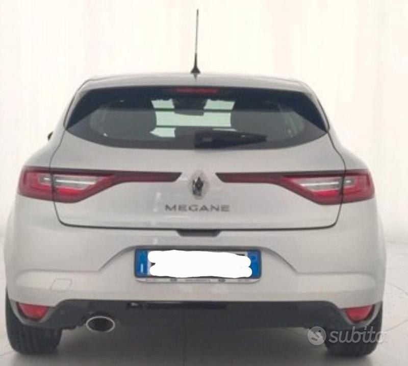 Usata Renault Mégane IV 110 CV (80 kW) 2018 Grigio Utilitaria
