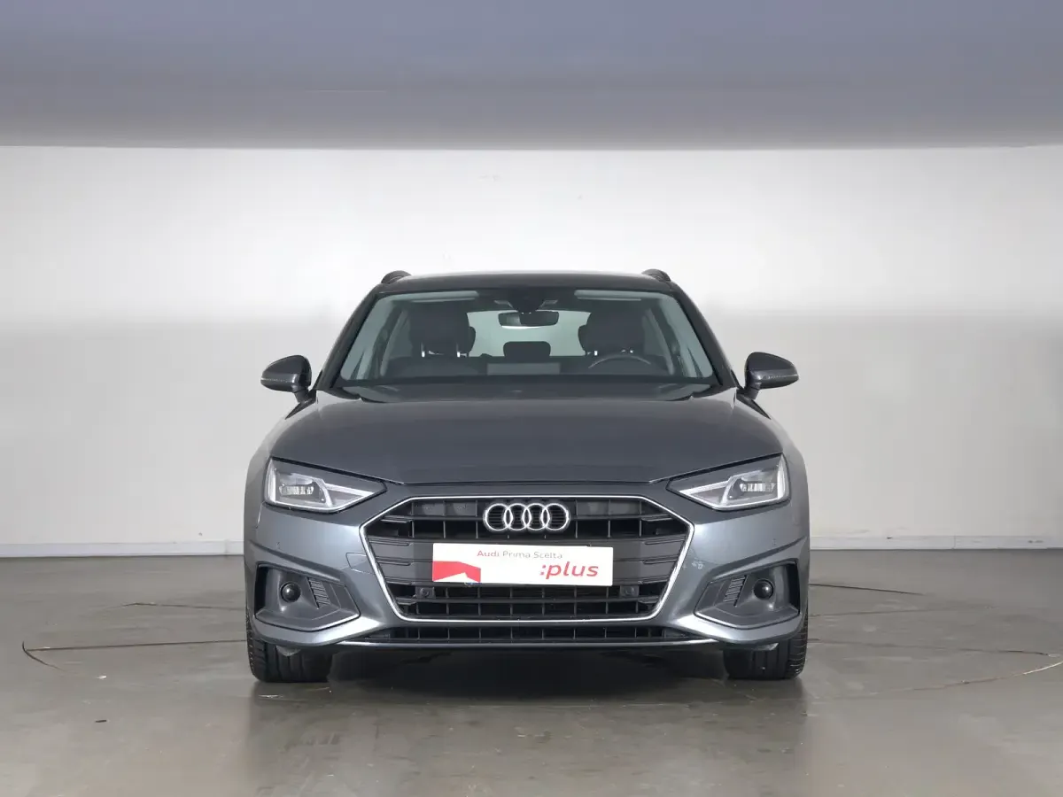 Usata Audi A4 Advanced Plus 136 CV (100 kW) 2023 Grigio manhattan Station wagon